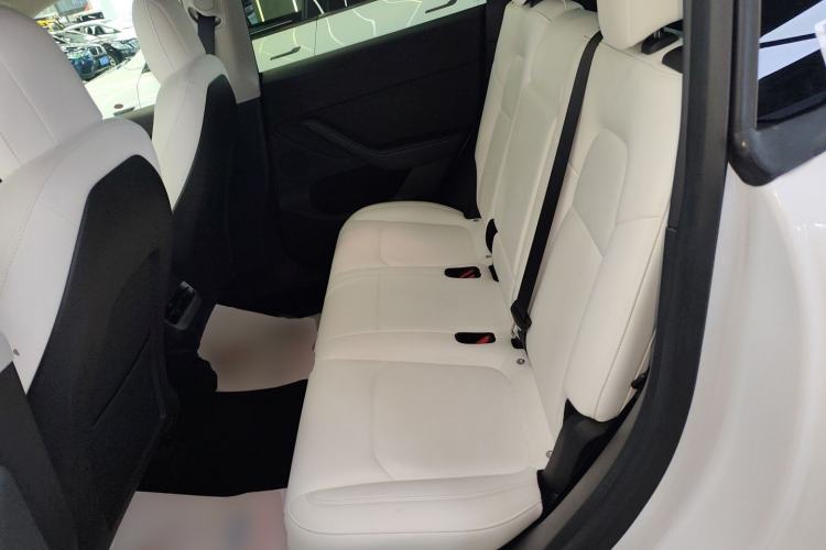 Used Tesla Model Y 2021 Long-Range All-Wheel-Drive Version