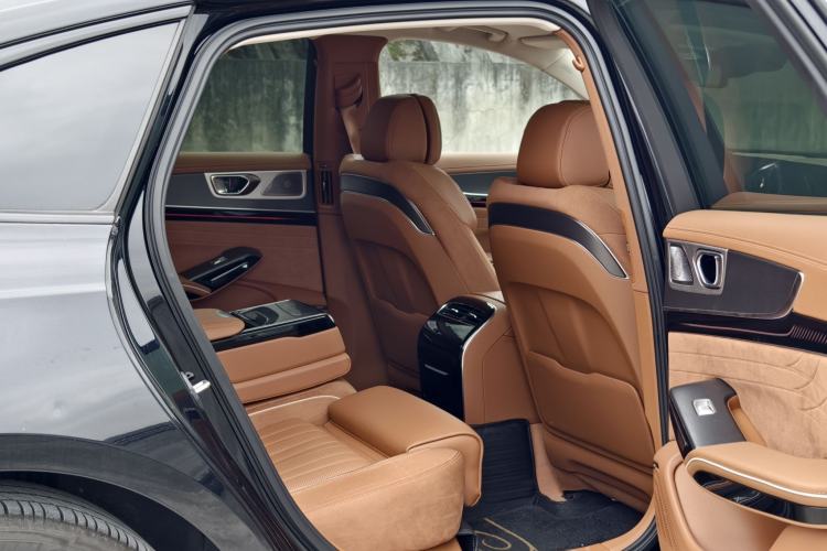 Used Hongqi H9 2024 2.0T Qichang Private Enjoyment Luxury Edition