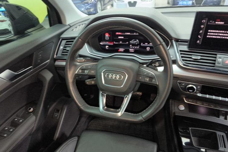 Used Audi Q5L 2022 40T Luxury Dynamic Model
