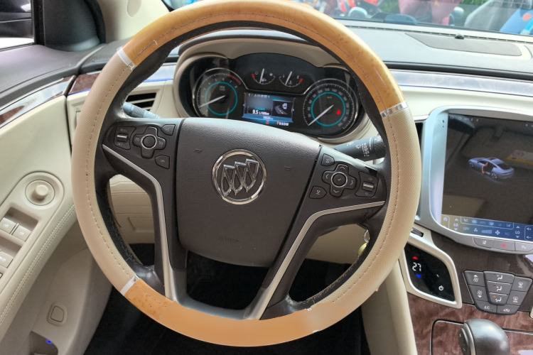 Used Buick LaCrosse 2013 2.4L SIDI Leading Comfort Version Steering Wheel