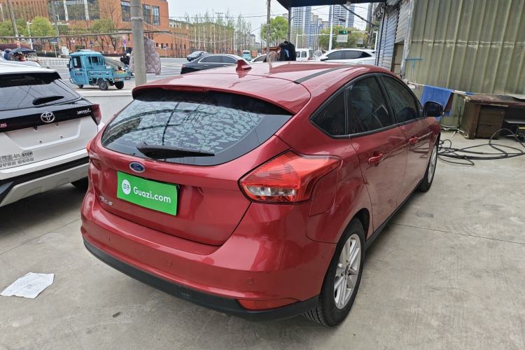 Used Ford Focus 2017 Hatchback 1.6L Automatic Fashion Edition Smart Drive Version
