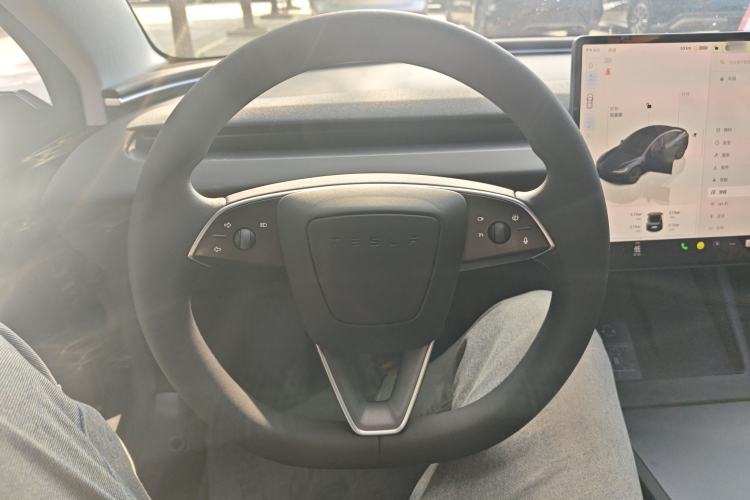 Used Tesla Model 3 2023 Rear-Wheel-Drive Version
