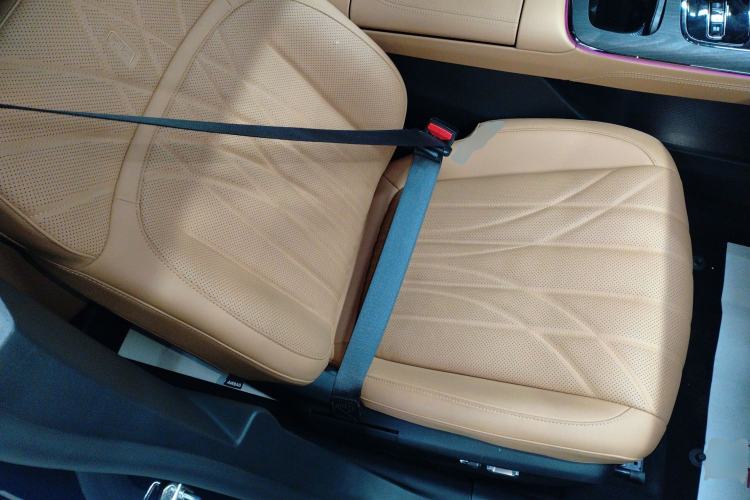 Used Geely Galaxy 8 2025 130km EM-P Starship Edition
