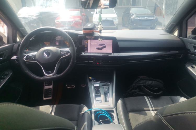 Used Volkswagen Golf 2023 Facelift 280TSI DSG R-Line Lite
