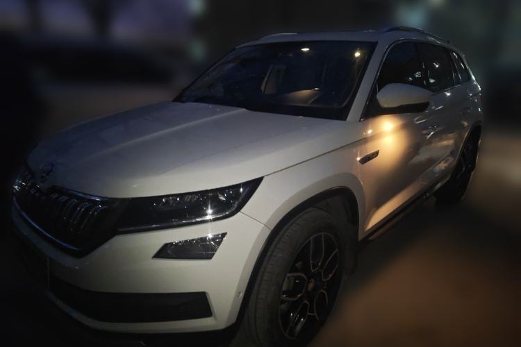Used Skoda Kodiaq 2019 Facelifted TSI330 7-Seater Two-Wheel-Drive Luxury Enjoyment Edition China VI Standard