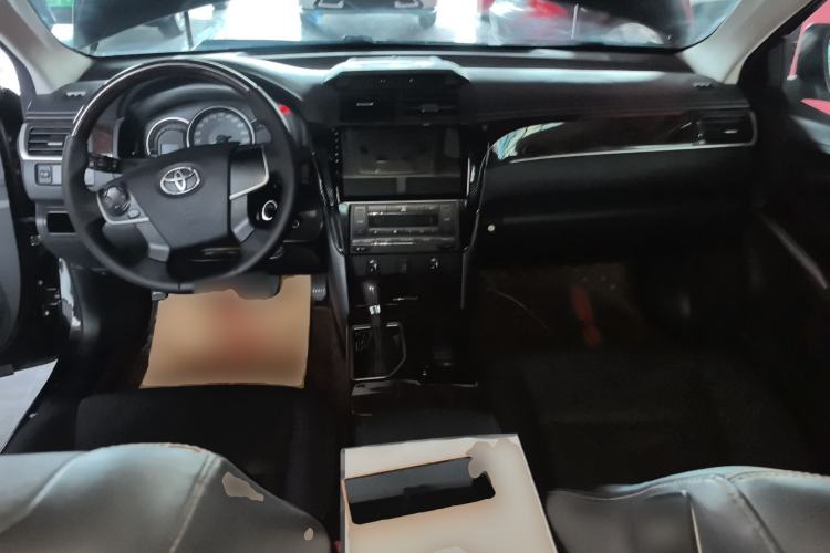 Used Toyota Camry 2016 2.0G 10th Anniversary Leading Edition