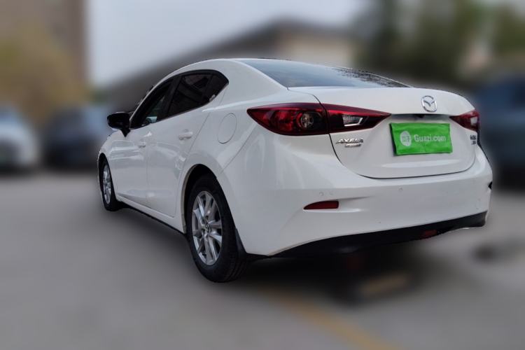 Used Mazda 3 Axela 2014 Sedan 1.5L Automatic Luxury Model