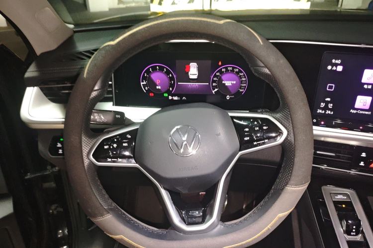 Used Volkswagen Tavendor 2023 380TSI Four-Wheel Drive R-Line Cruise Edition
