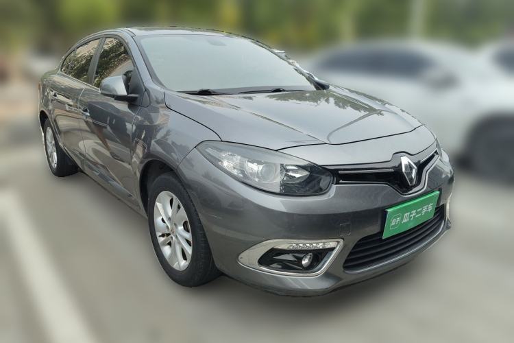 Used Renault Fluence 2015 2.0L Standard Edition
