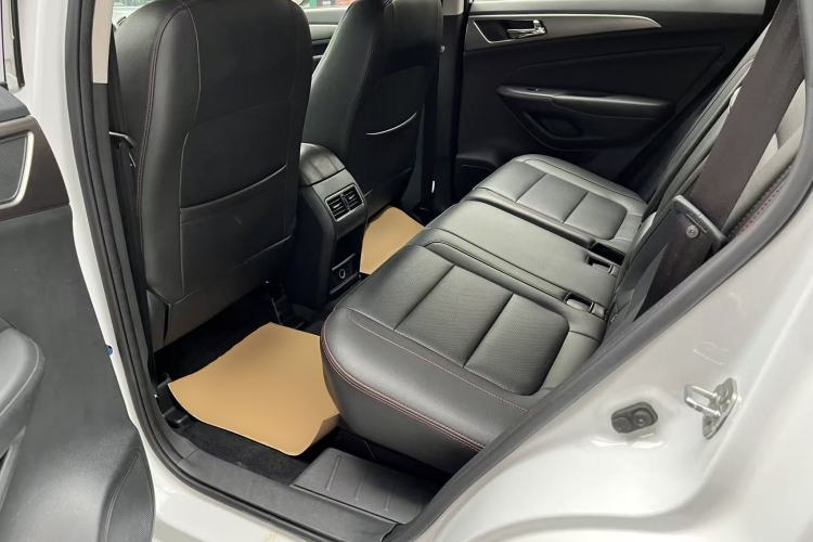 Used CHANGAN CS75 2014 1.8T Automatic Prestige Model China IV Standard
