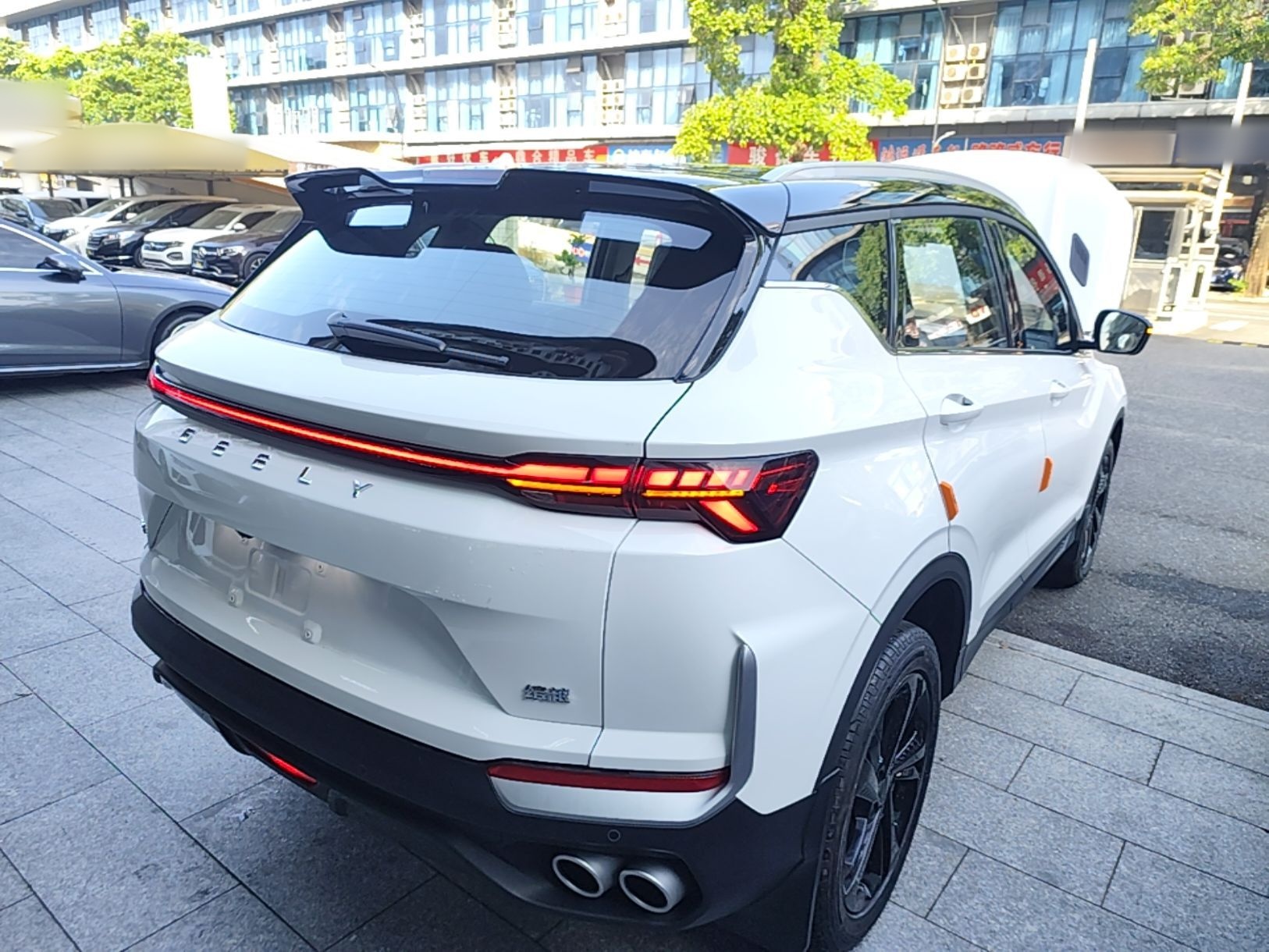 Geely Auto Coolray 2025 Bin Yue L 1.5T DCT Starlight Edition — снимка 6