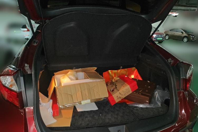 Used Toyota IZOA 2018 2.0L Yichi Version China VI Standard