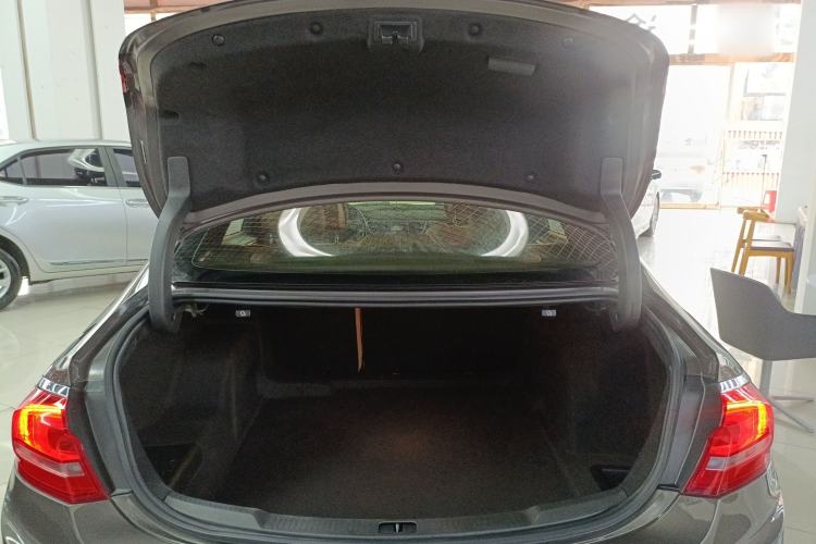 Used Buick LaCrosse 2018 20T Luxury Model
