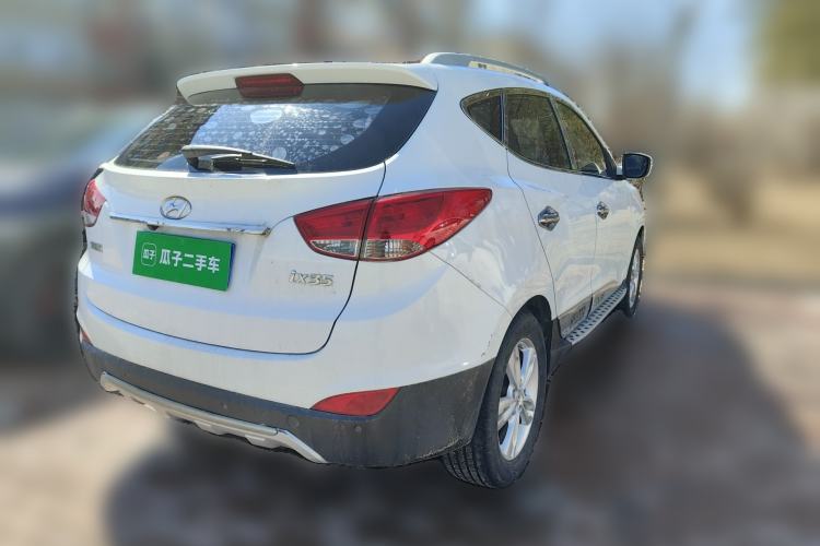 Used Hyundai ix35 2013 2.0L Automatic Two-Wheel Drive Smart GLS China IV Standard Rear Right 45 Deg