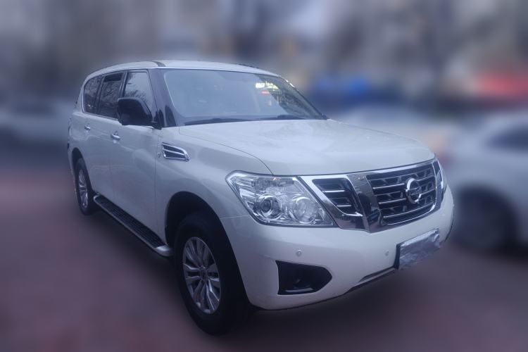 Used Nissan Patrol 2018 4.0L LinkedIn Edition Front Right 45 Deg
