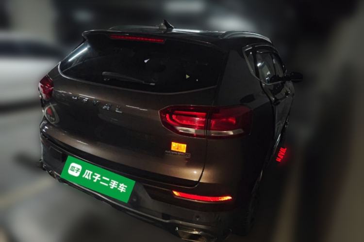 Used Haval H6 2017 Red Label 2.0T Automatic Two-Wheel Drive ZhiShang Model