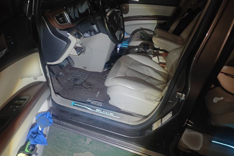 Used Buick GL8 2014 3.0L XT Luxury Business Flagship Edition Driver Seat