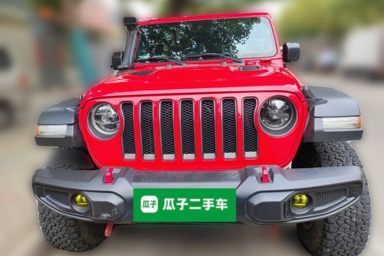 Used Jeep Wrangler 2019 2.0T Sahara Four-Door Electric Convertible China VI Emission Standard
