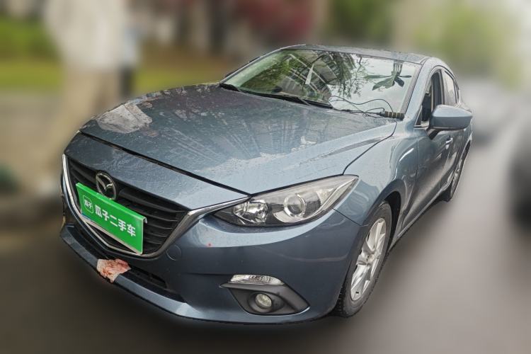 Used Mazda 3 Axela 2016 Sedan 1.5L Automatic Luxury Model