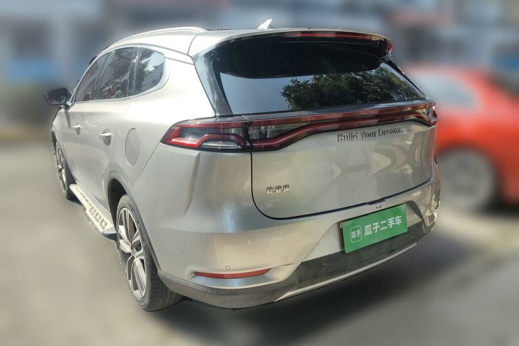 Used BYD Tang 2018 2.0T Automatic SmartConnect Luxury Version 7 Seats China V Standard