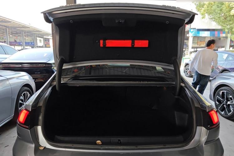 Used Peugeot 508 2022 508L 400THP PureTech Driving Control Edition
