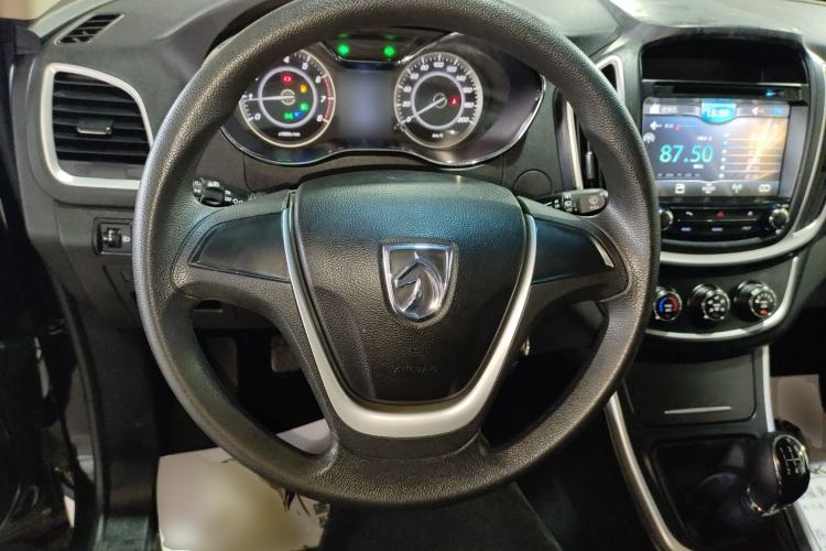 Used Baojun 560 2015 1.8L manual Comfort trim level
