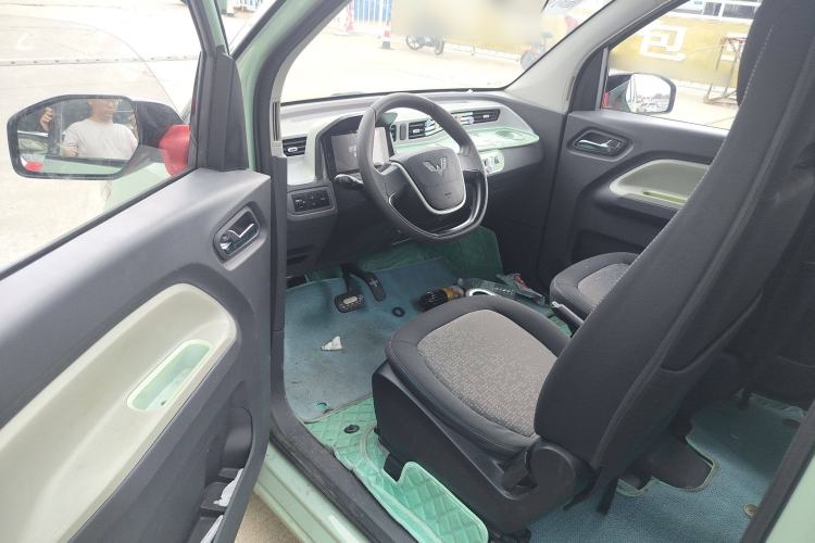 Used Wuling Hongguang MINIEV 2022 Macaron Fashion Model Lithium Iron Phosphate