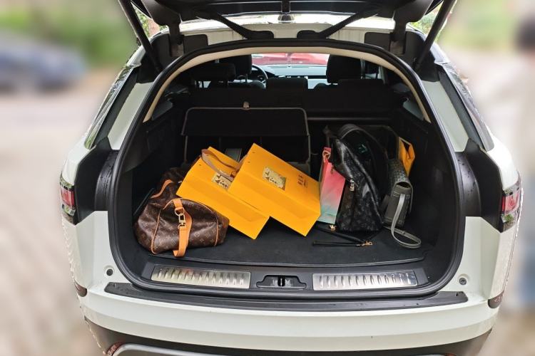 Used Land Rover Range Velar 2022 250 PS