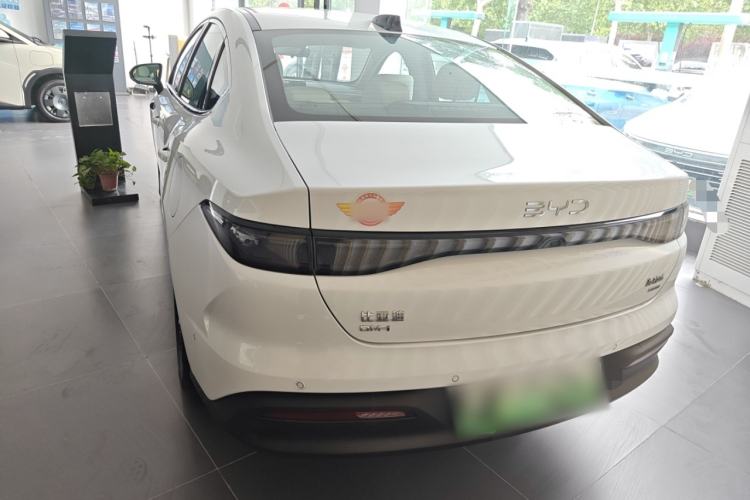 Used BYD Seal 05 DM-i 2025 DM-i Intelligent Drive 120KM Flagship Model Rear