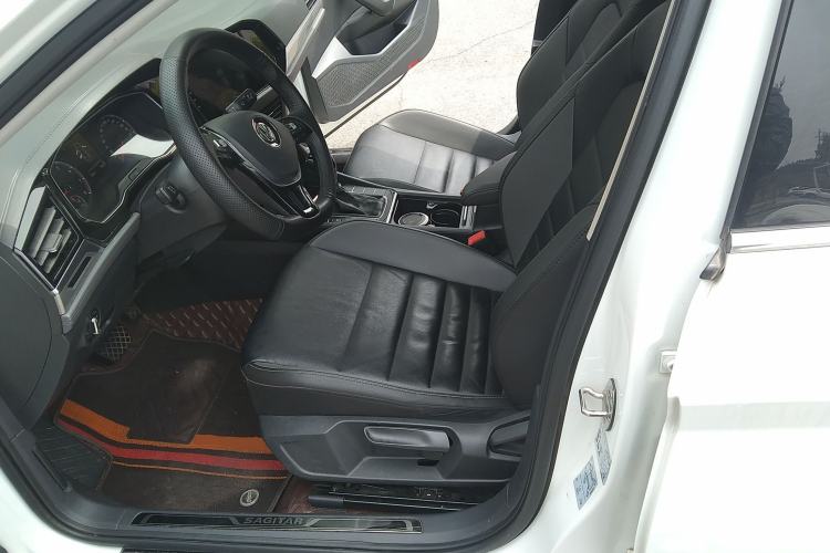 Used Volkswagen Sagitar 2019 280TSI DSG Comfort Version China V Standard Left Front Seat