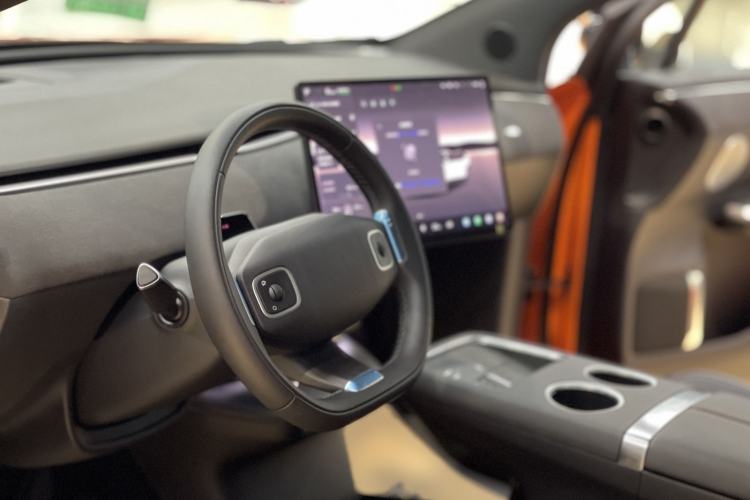 Used CHANGAN NEVO E07 2025 All-Electric Two-Wheel Drive 90 kWh Pro Smart Version
