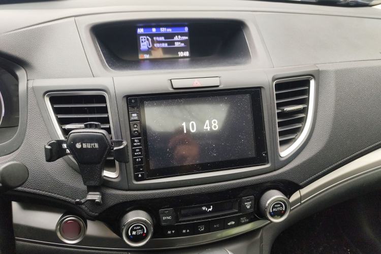 Used Honda CR-V 2015 2.4L two-wheel drive luxury version