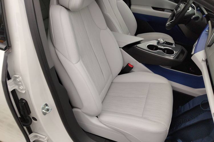 Used Cadillac OPTIQ 2024 Standard Range Version
