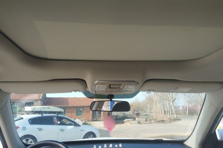 Used Geely Auto Emgrand X7 Sport 2018 1.8TD Automatic Two-Wheel Drive Smart Connect 4G Internet Edition