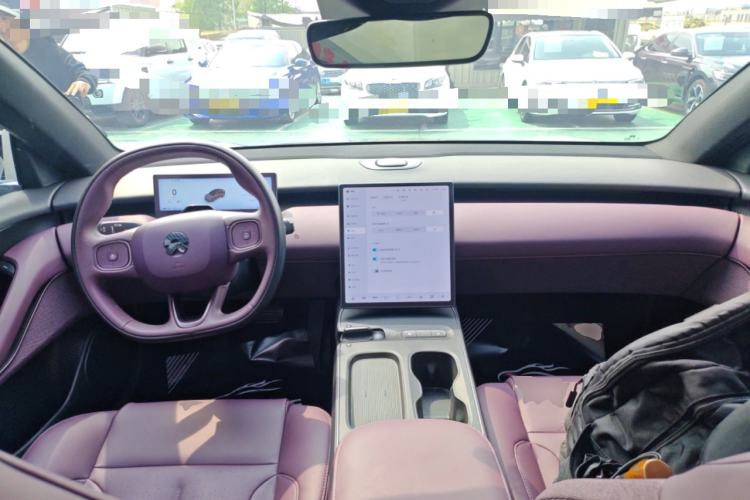 Used Nio ET5 2022 75 kWh Center Console