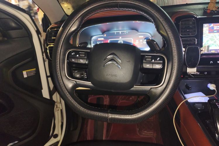 Used Citroen C5 AIRCROSS 2017 380THP Luxury Model Steering Wheel