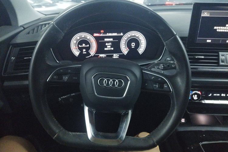 Used Audi Q5L 2022 40T Fashionable and Dynamic Model
