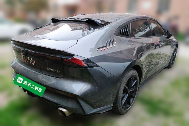 Used CHANGAN UNI-V 2023 1.5T Prestige Model