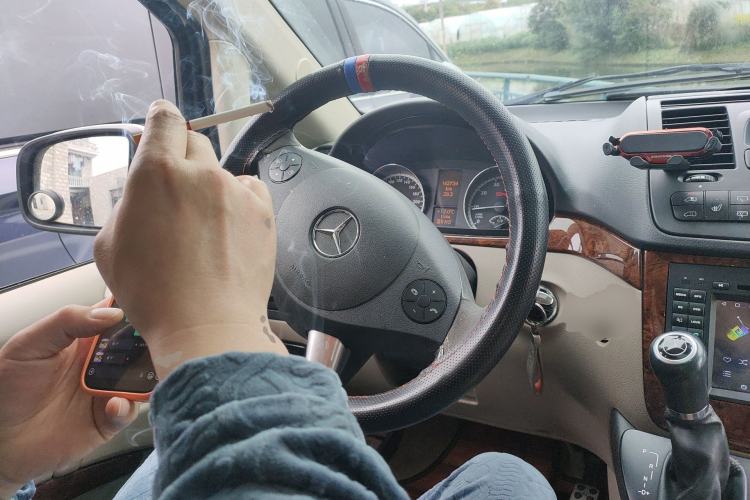 Used Mercedes-Benz Viano 2013 3.0L Navigator Edition Steering Wheel