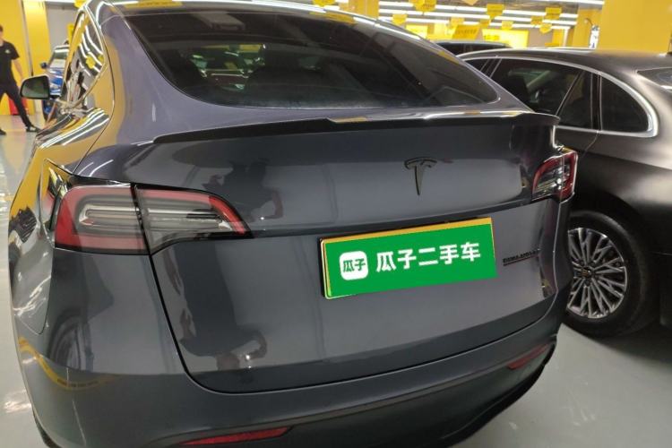 Used Tesla Model Y 2021 Long-Range All-Wheel-Drive Version
