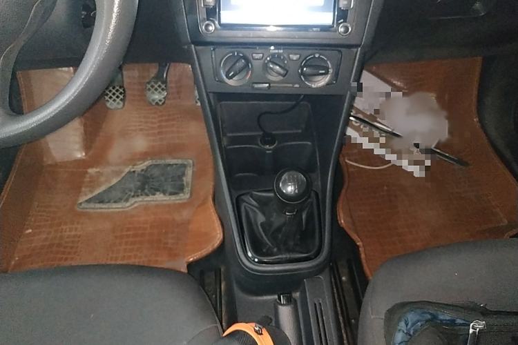 Used Volkswagen Santana 2015 1.4L Manual Fashion Edition