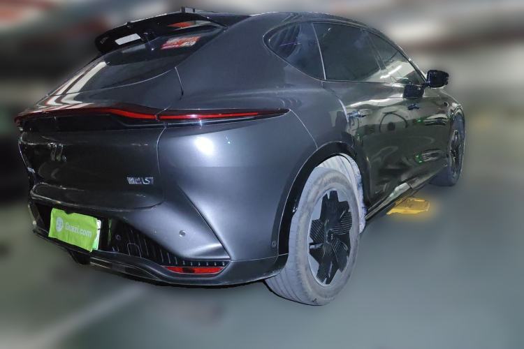 Used IM LS7 2023 77 kWh Urban Fit Rear-Wheel Drive