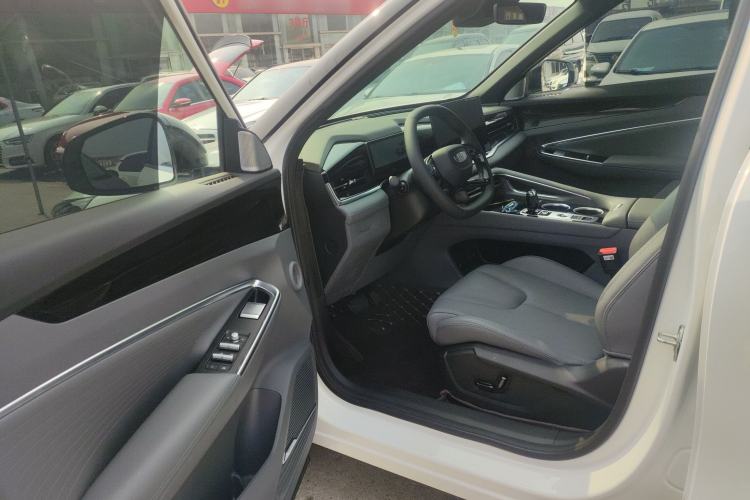 Used Geely Auto Emgrand X7 Sport 2026 Model 1.5TD Wonderful Driver Seat