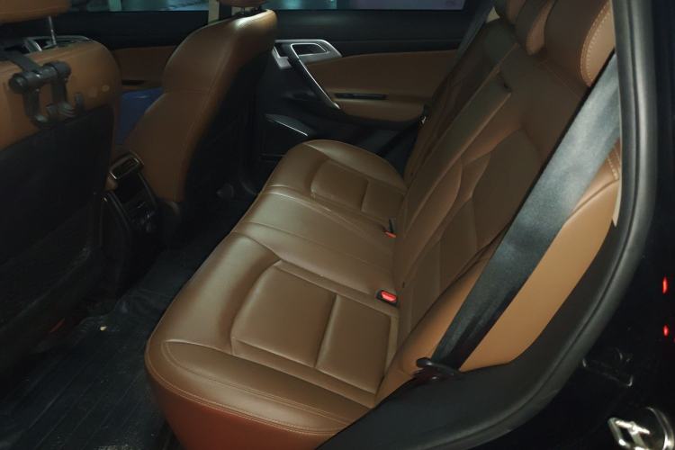 Used Geely Auto Emgrand X7 Sport 2016 1.8TD Automatic ZhiZun Version
