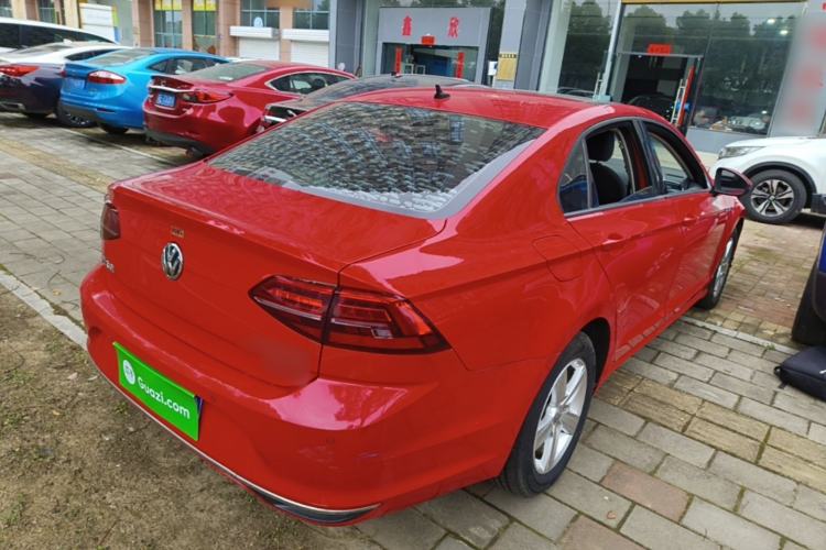 Used Volkswagen Lamando 2019 230TSI DSG Fashion Edition China V Standard