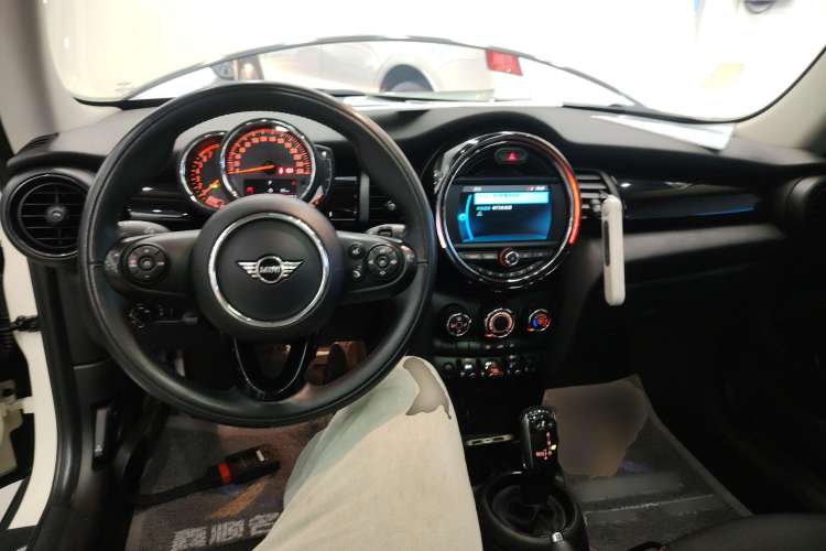 Used MINI MINI 2018 1.5T ONE PLUS