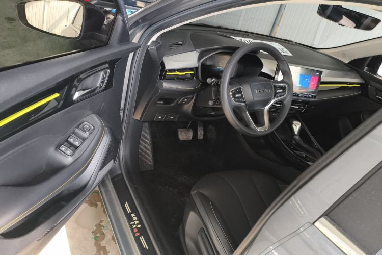 Used Roewe i5 2021 Revised Version 1.5L CVT Diamond Edition