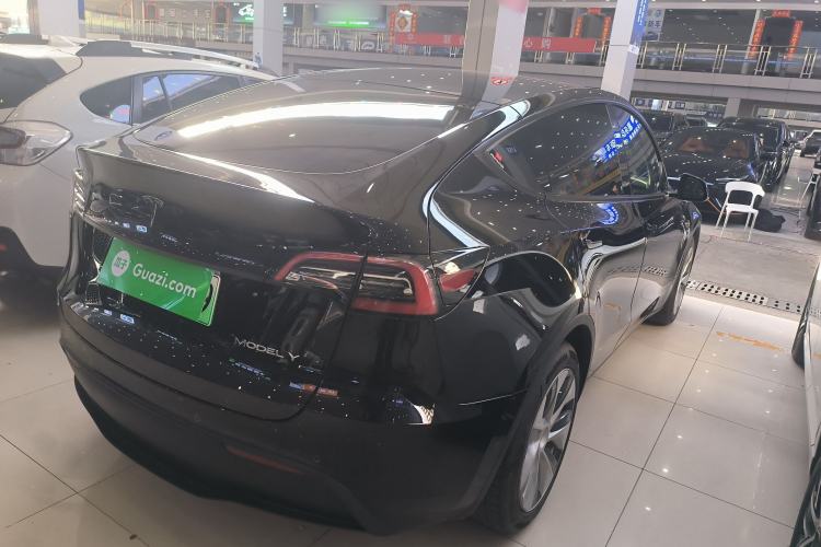 Used Tesla Model Y 2021 Standard Range Rear-Wheel Drive Version