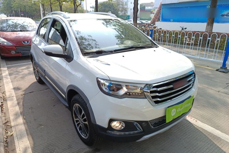 Used Haval H1 2015 1.5L AMT Luxury Model
