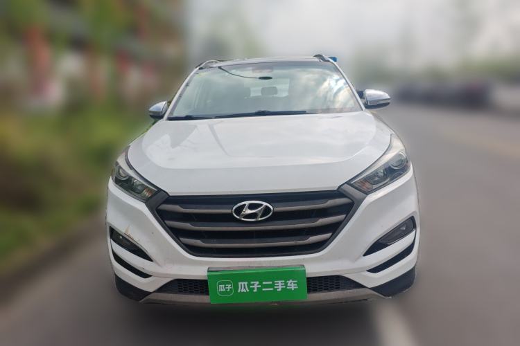 Used Hyundai Tucson 2015 1.6T Dual-Clutch Two-Wheel-Drive Leading Model Front